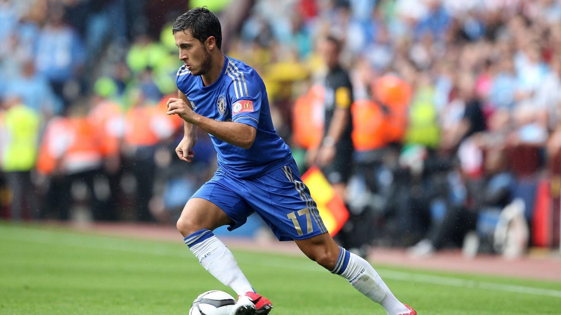 欧洲杯激战不停：精彩瞬间不断涌现！，欧洲杯战场